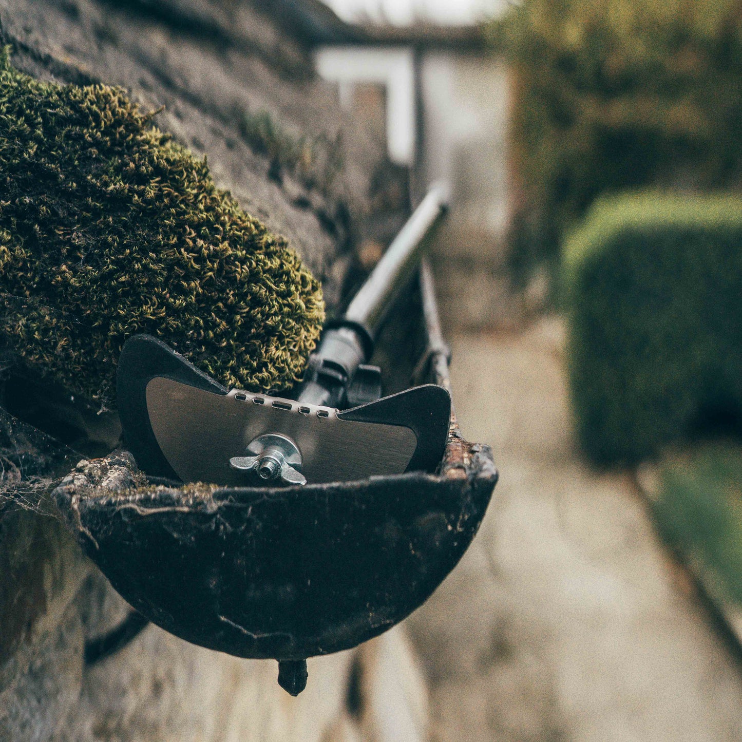 Gutter Cleaner